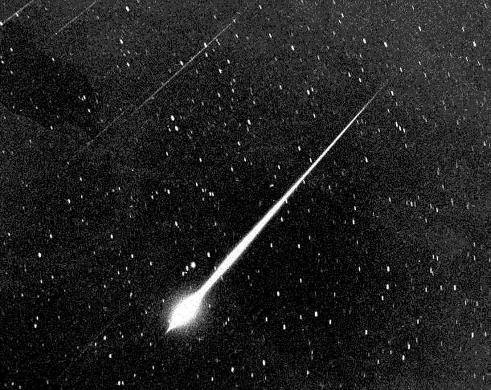 New England Professor Says He’s Found Traces of Alien Technology in Meteor